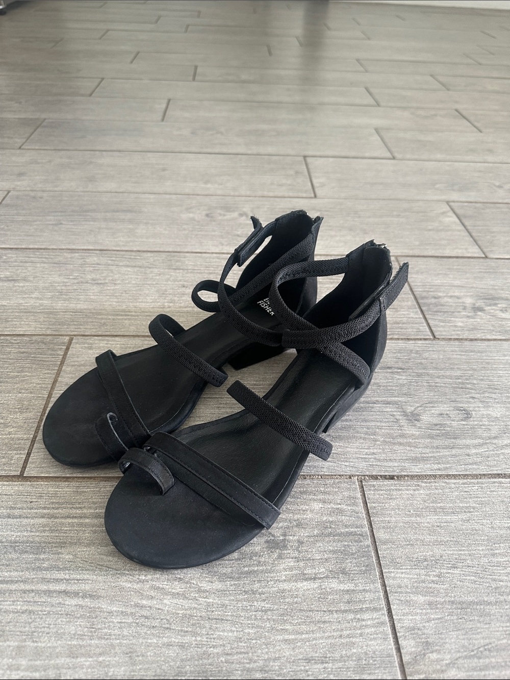 Eileen Fisher Emily Zip Sandals Black Minimalist Strappy Leather New! - Picture 5 of 10